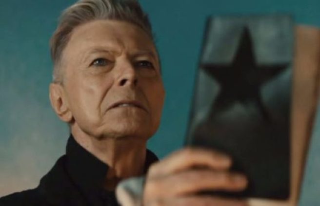 ‘Time flys, don’t it?’ People are RAGING with this Bowie ‘tribute’