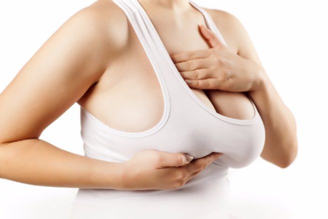 ‘Blink and you’d miss it’ THIS mark is a subtle sign of breast cancer