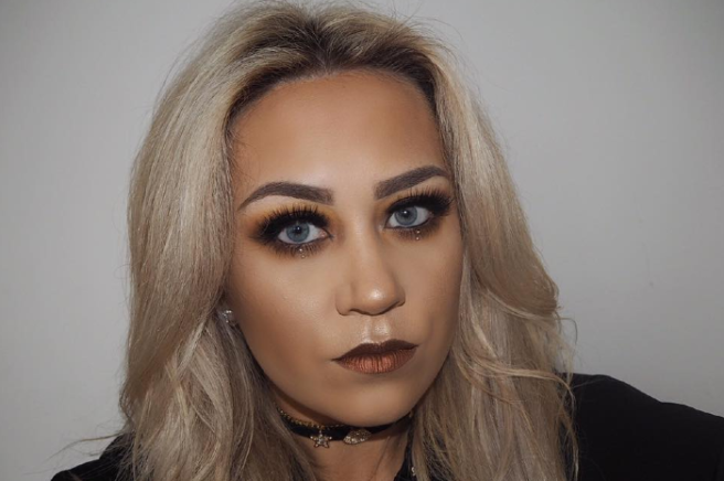 Serious witchy vibes! This amazing Irish MUA is total #makeupgoals