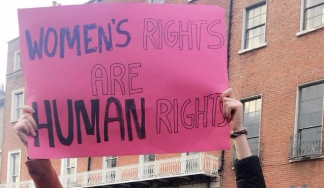 5,000 Irish women marched in solidarity with Washington