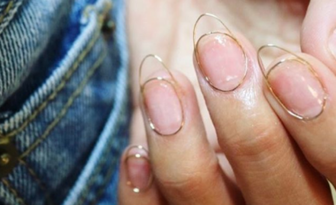 Futuristic! Wire nail art is high maintenance but pretty amazing