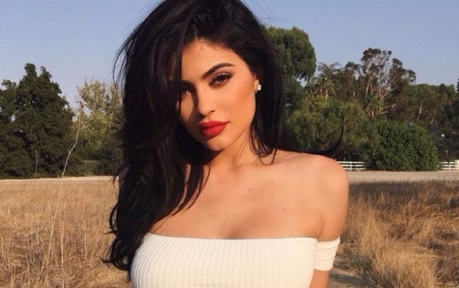LOVE IT! Kylie Jenner just rocked one of springs biggest hair trends