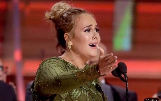 ‘Insulting’ Twitter is not THAT impressed by Adele’s tribute to Bey