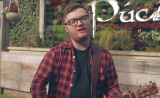 Wow! This Ed Sheeran vs Mundy Galway Girl mashup is GENIUS