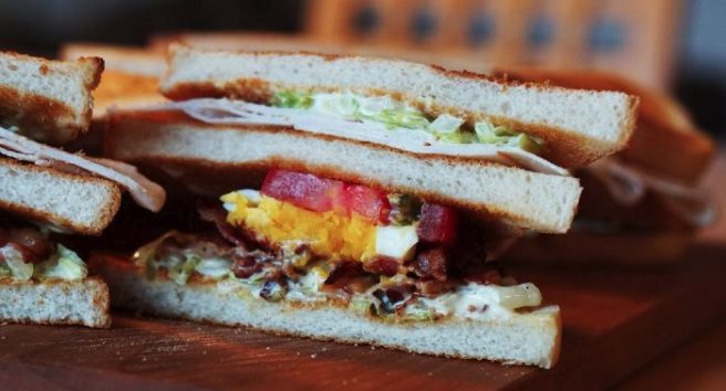 5 tiny tweaks to make your lunch SAMBO that little bit healthier