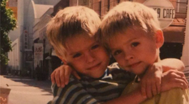 Cole Sprouse just shared baby pics of him & Dylan and we can’t deal