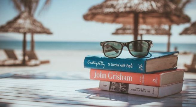 Going on holiday soon? 5 books to read while you’re chilling poolside
