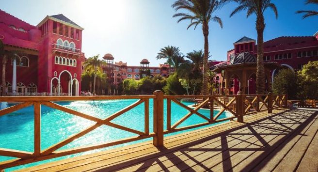 Flying away soon? This is the best way to get a hotel room upgrade