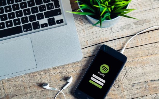 This girl used her Spotify playlist in a GENIUS move to dump a guy
