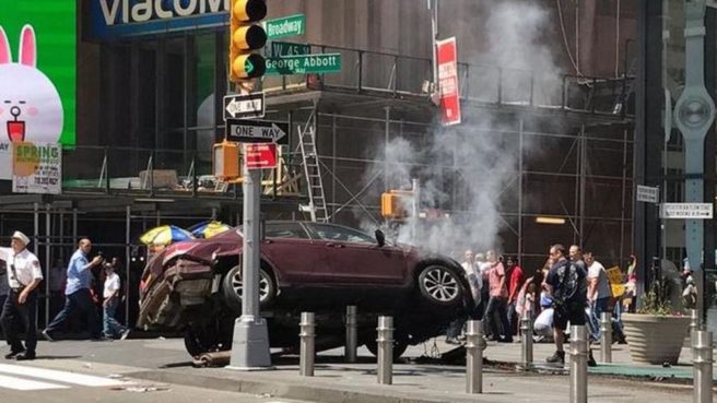BREAKING: Several pedestrians struck by car in Times Square