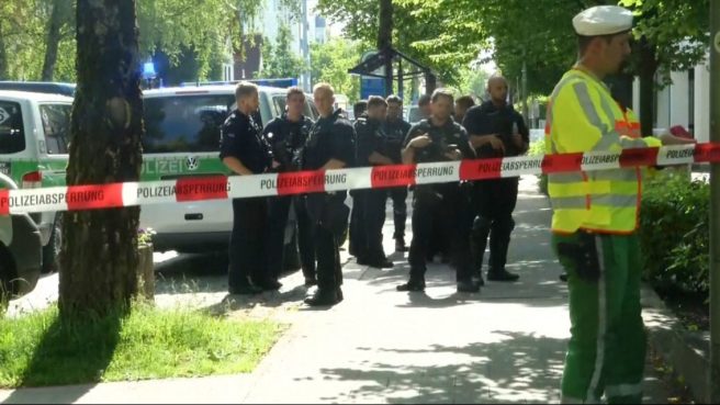 Several people injured in shooting at Munich train station