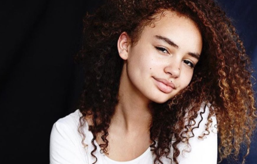 Plus-size model proves that bikini shopping can be a bit of a b****