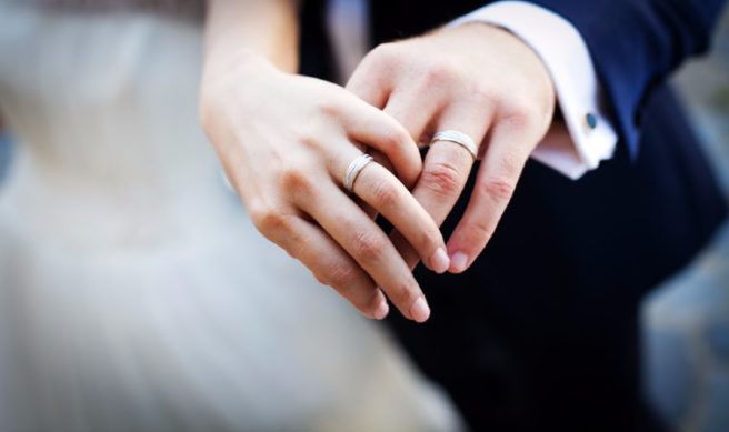 One of a kind: These oh-so-unique wedding rings are utter perfection