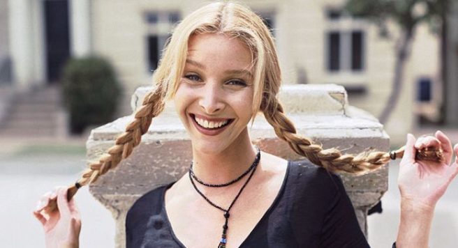 A Phoebe Buffay spin-off series? Yep, we’re totally down for that
