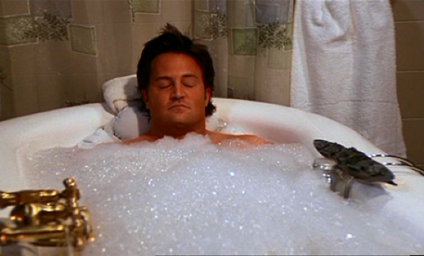 Prosecco bubble bath now exists, and we are genuinely not worthy