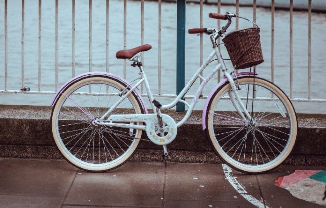 Senator calls for bikes to be allowed on Luas at off-peak times