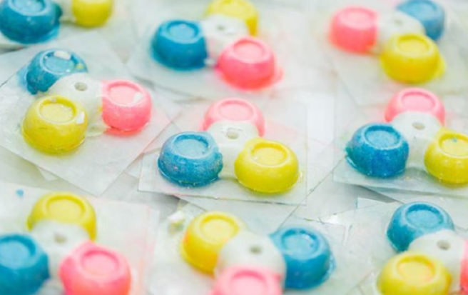Lush made a Fidget Spinner bubble bar, and we’re suitably impressed