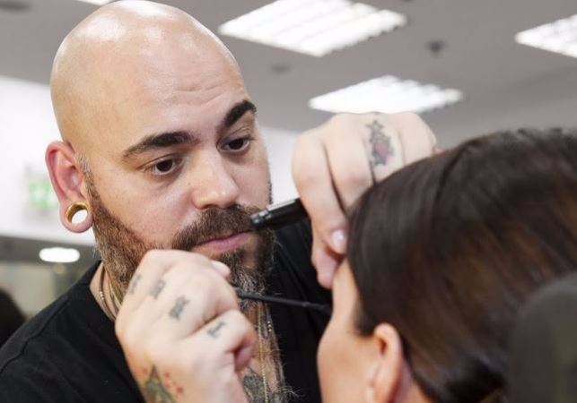‘Everyone has the same face’: A-list MUA on makeup trends in Ireland