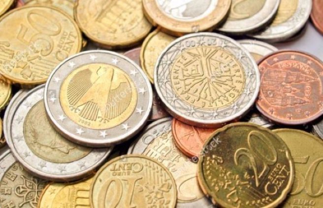 Contactless payments could soon take over from cash, trends show