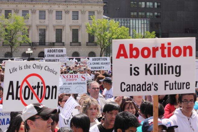 Ontario to create 50-metre ‘safe zones’ outside abortion clinics