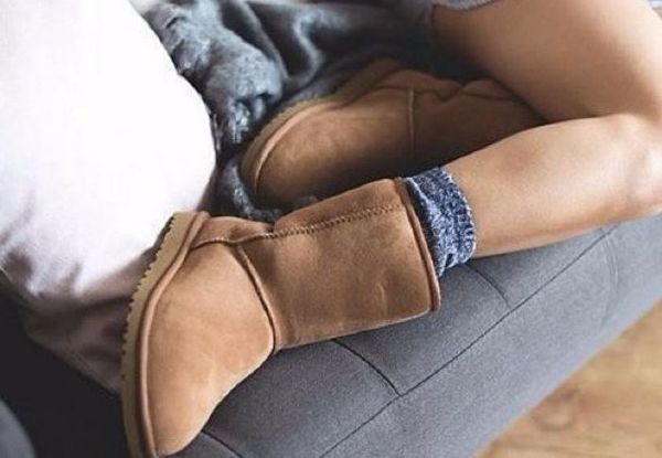 This airline has banned UGGs from their lounges, and people are pis*ed