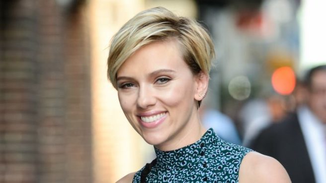 Scarlett Johansson calls out James Franco at LA Women’s March