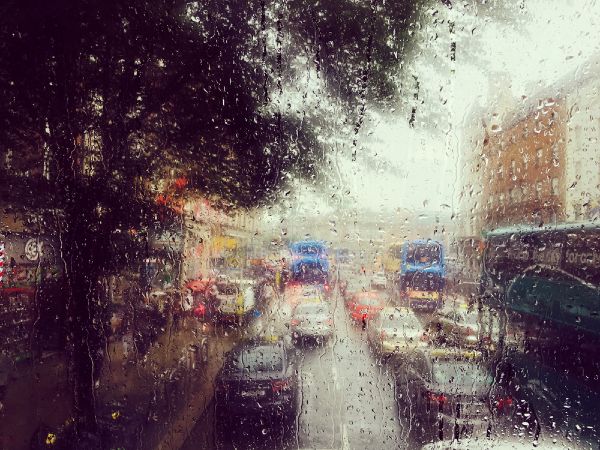 Wind, rain, hail and thunder: Met Éireann’s forecast for today is GRIM