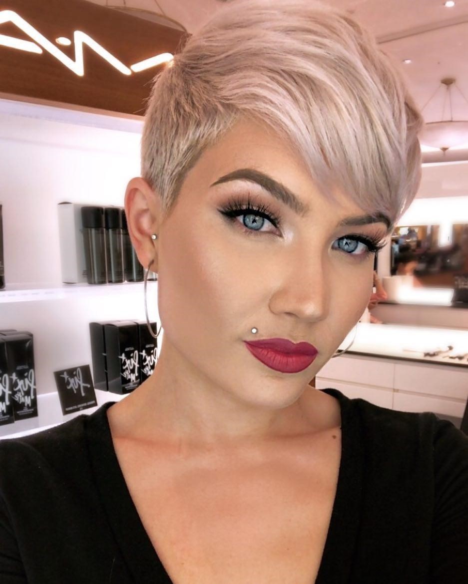 Elegant Fade Haircut For Women Shemazing