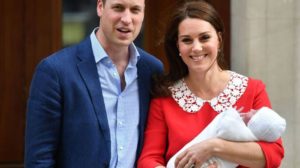 Kate and William release the first official photo of Prince Louis