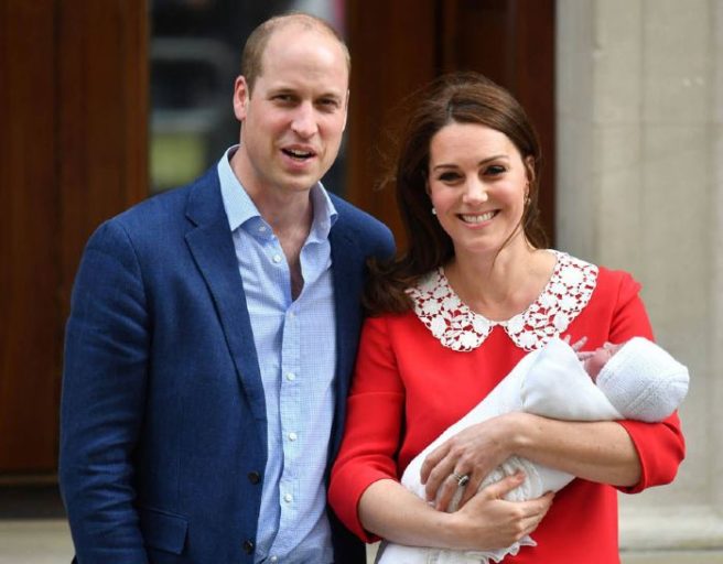 Kate and William release the first official photo of Prince Louis