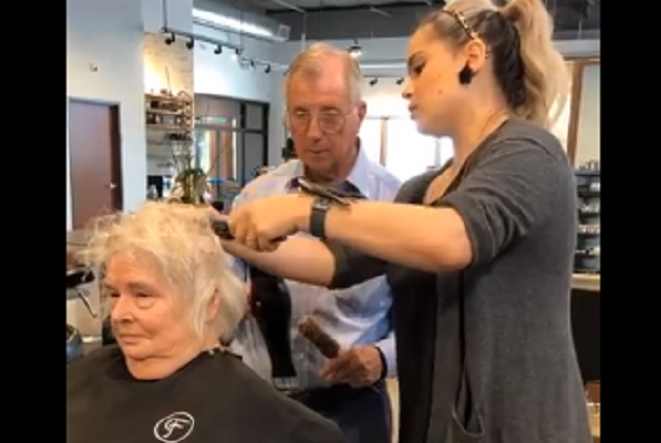 Pass the tissues: this elderly couple shows us what true love is