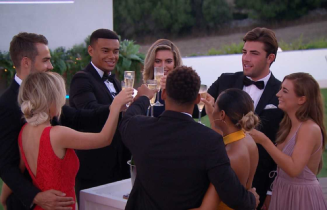 Cast of Love Island 2018 to reunite for a Christmas special