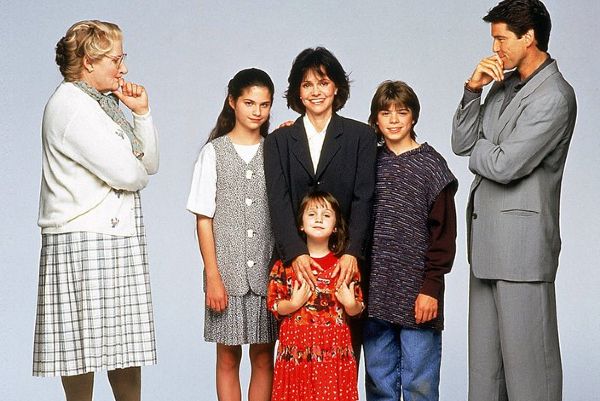 OMG, this ‘Mrs. Doubtfire’ reunion will legit warm your cold heart