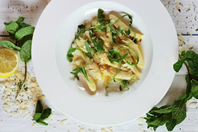 Stop cutting carbs: Pasta is one of the best things to eat (says science)