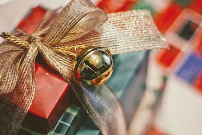 Help the homeless by getting your gifts wrapped at this Irish store