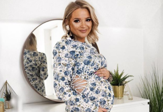 Our FAVE stylish Irish blogger has given birth to a little girl