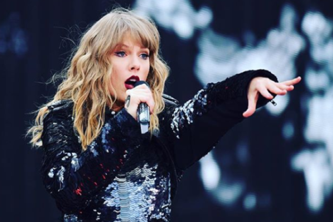 Taylor Swift has made a HUGE move to major record company