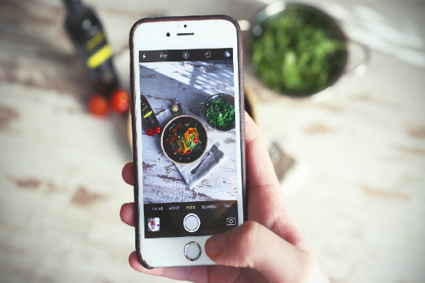 Instagram take action on hashtags promoting eating disorders