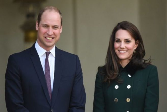 The Cambridges just released their official family Christmas photo