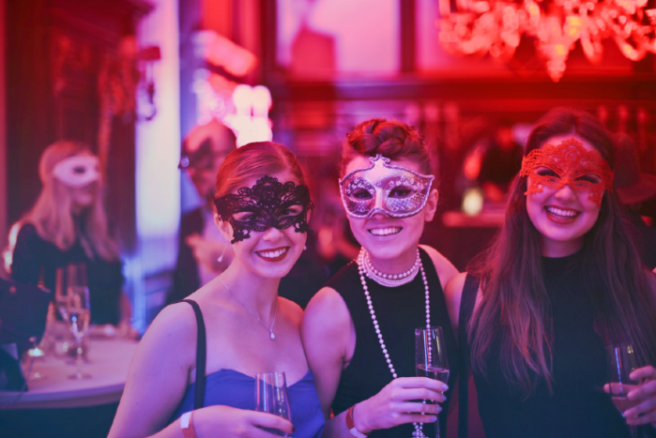 Four FABULOUS last minute ideas for partying in the festive season
