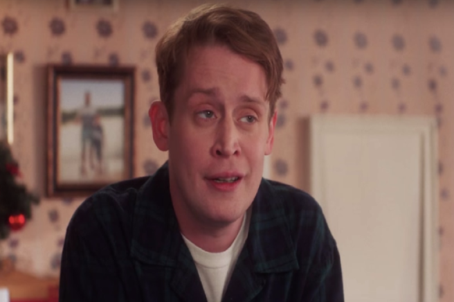 The NOSTALGIA: Macaulay Culkin recreates Home Alone scenes