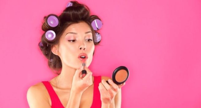 Throwback! 8 makeup mistakes teens never seem to make in 2018