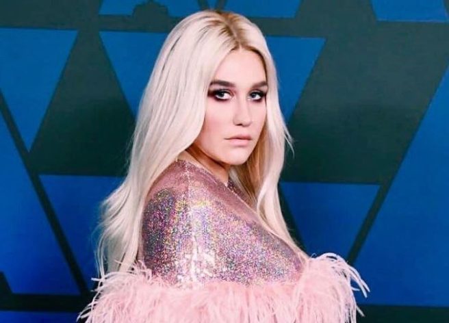 ‘F*cked up and imperfect’: Kesha stuns in make-up free selfiE