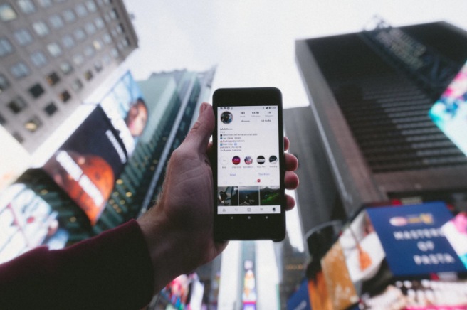 Social media is now "a common problem" in Irish marriages