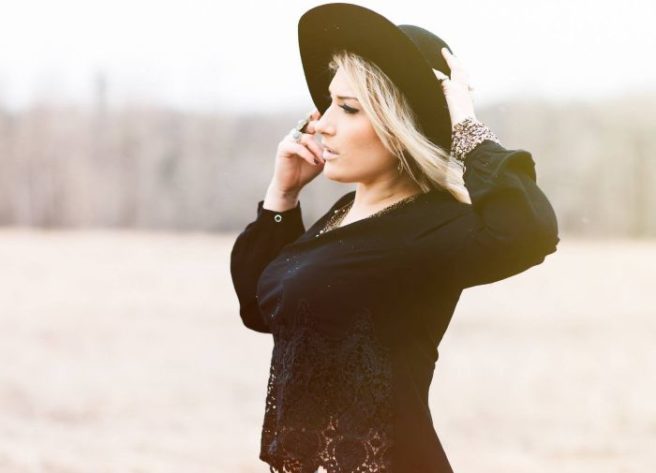 Spellbound: Modern day witch used spells to find her perf Tinder match