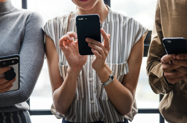Hallelujah: Upskirting and revenge porn to be OUTLAWED in Ireland