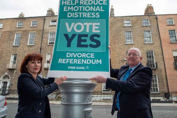 Minister Josepha Madigan urges people to vote yes in Divorce Ref
