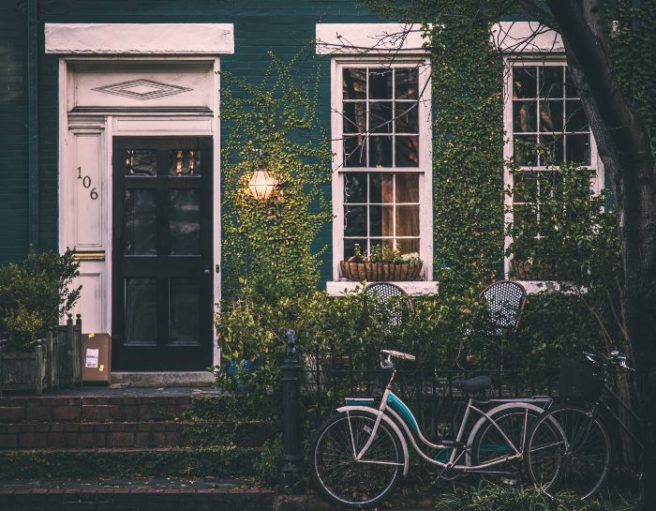 4 types of property personalities you meet when house hunting