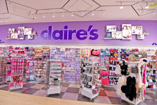 Claire’s recalls YouTube star’s cosmetic kit due to asbestos
