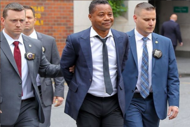 Cuba Gooding Jr turns himself into NYC police over groping claims